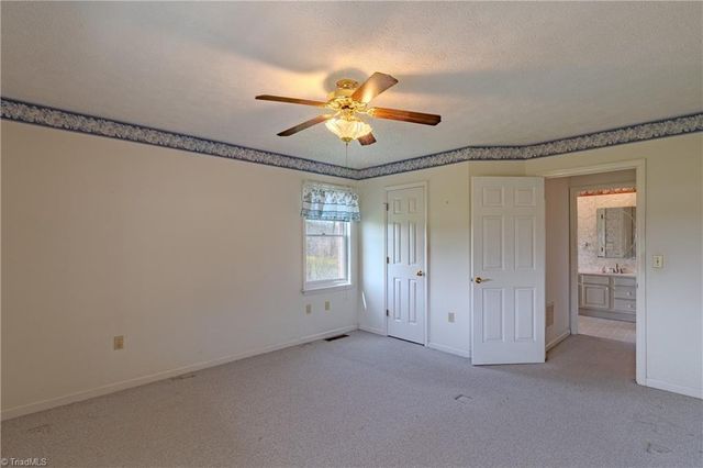 11325 Glade Valley Road, Ennice, NC 28623