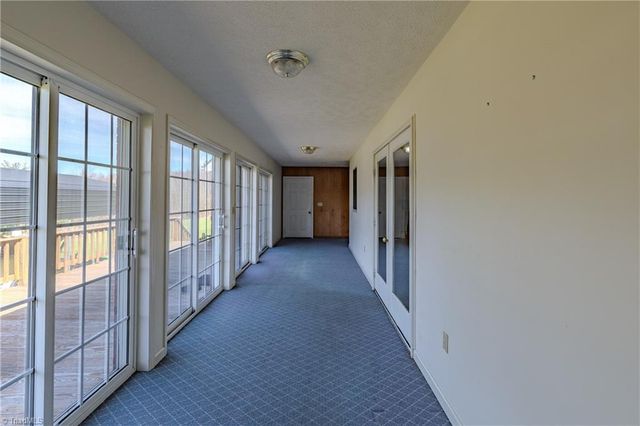 11325 Glade Valley Road, Ennice, NC 28623