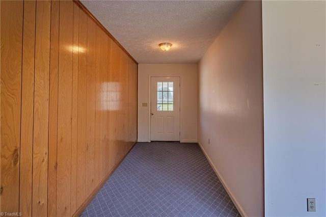 11325 Glade Valley Road, Ennice, NC 28623