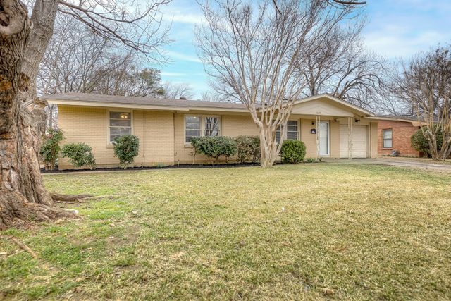 3635 Rogene Street, North Richland Hills, TX 76180