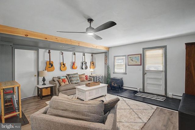 1714 ROUTE 542, Egg Harbor City, NJ 08215