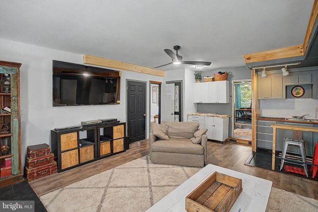 1714 ROUTE 542, Egg Harbor City, NJ 08215