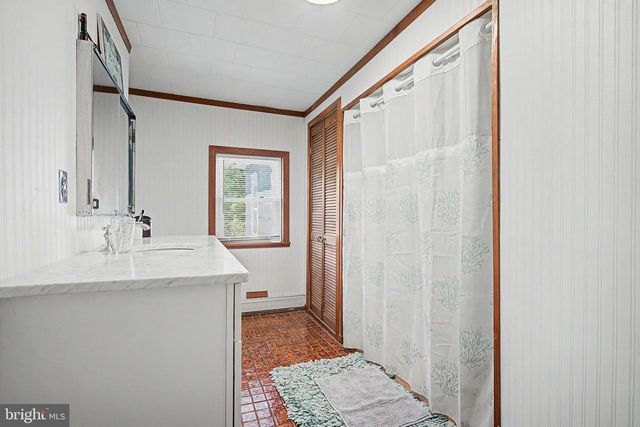 1714 ROUTE 542, Egg Harbor City, NJ 08215