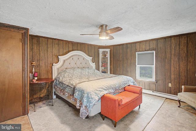 1714 ROUTE 542, Egg Harbor City, NJ 08215
