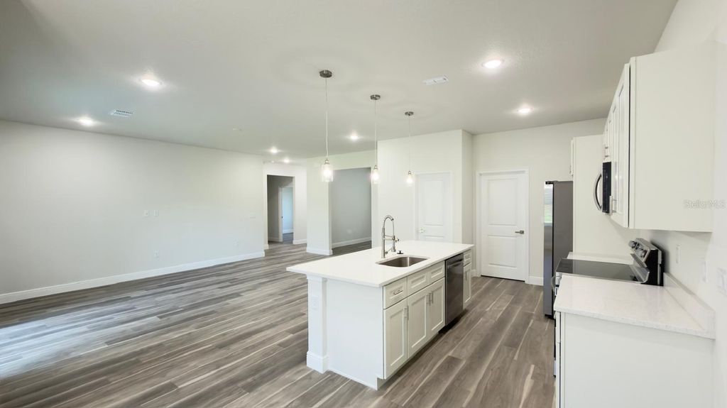 Image 11 of property listing at 4522 SW 170TH STREET ROAD, Ocala, FL 34473