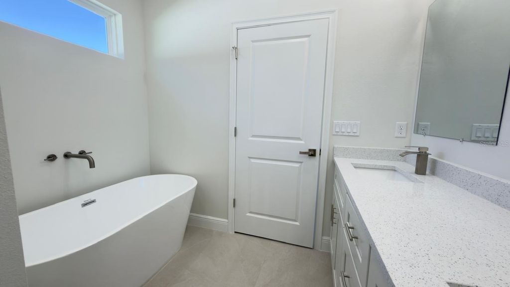 Image 25 of property listing at 4522 SW 170TH STREET ROAD, Ocala, FL 34473