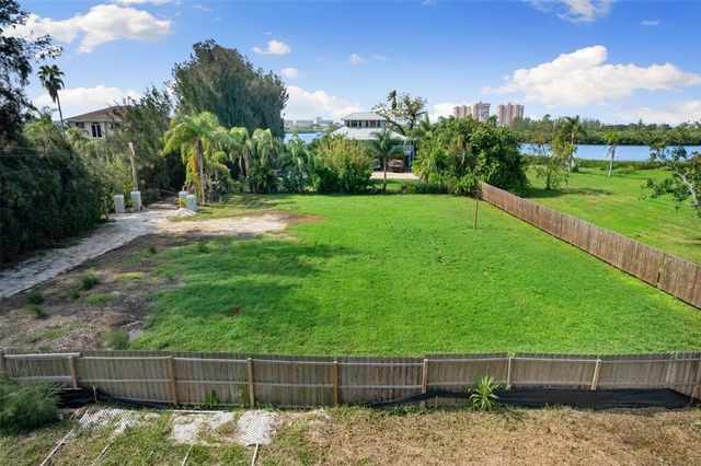 74TH AVENUE N, Seminole, FL 33776