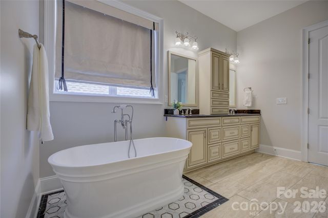 14924 High Bluff Court, Charlotte, NC 28278