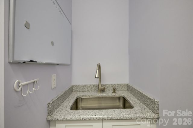 14924 High Bluff Court, Charlotte, NC 28278