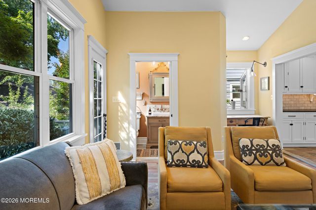 69 Foster Street, Red Bank, NJ 07701