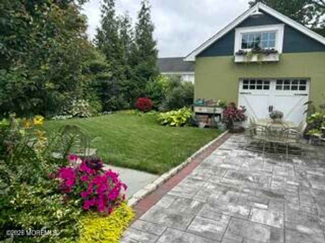 69 Foster Street, Red Bank, NJ 07701