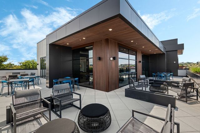 1014 16th Ave S Unit 210, Nashville, TN 37212