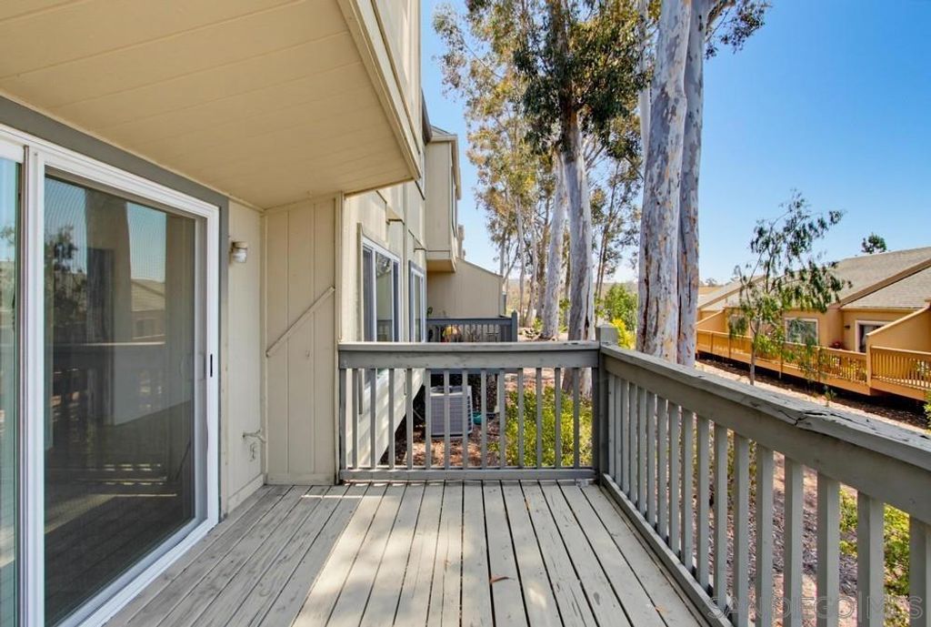 Image 19 of property listing at 10503 Caminito Memosac, San Diego, CA 92131