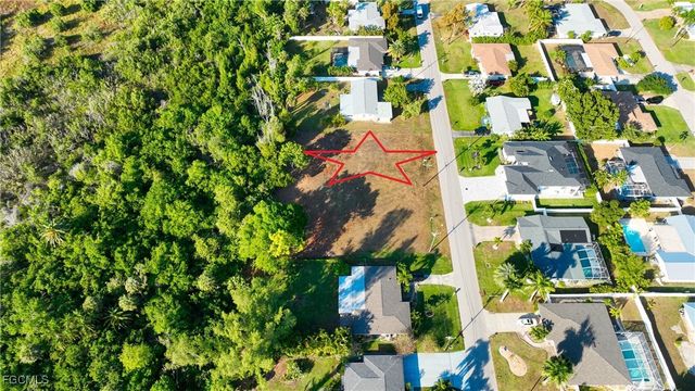 5838 SW 1st CT, Cape Coral, FL 33914