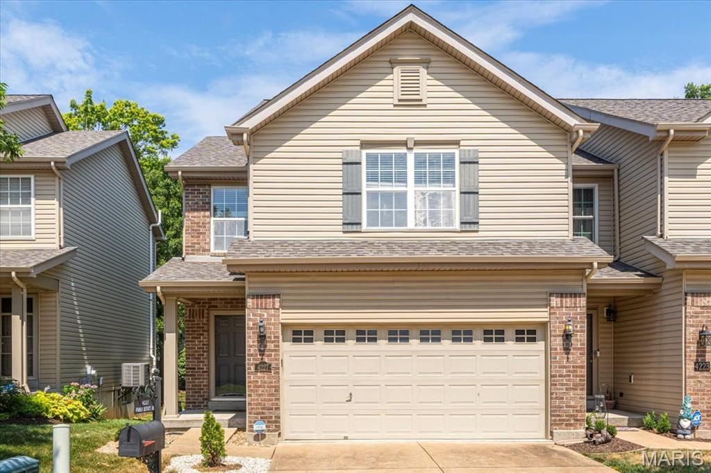 4227 Forder Heights Drive, St Louis, MO 63129