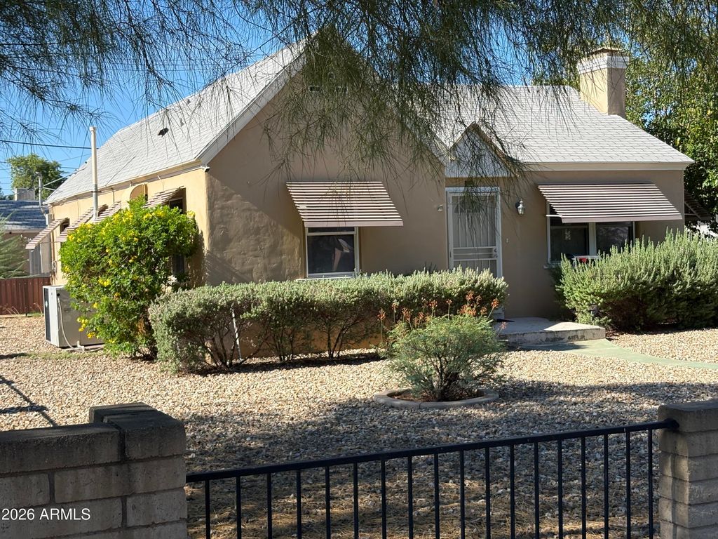 1617 E EARLL Drive, Phoenix, AZ 85016 — photo 4