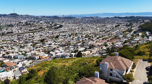 520 Pointe Pacific Drive 2, Daly City, CA 94014