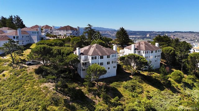 520 Pointe Pacific Drive 2, Daly City, CA 94014