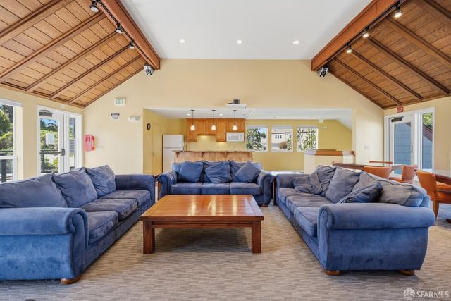 520 Pointe Pacific Drive 2, Daly City, CA 94014