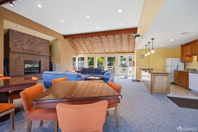 520 Pointe Pacific Drive 2, Daly City, CA 94014