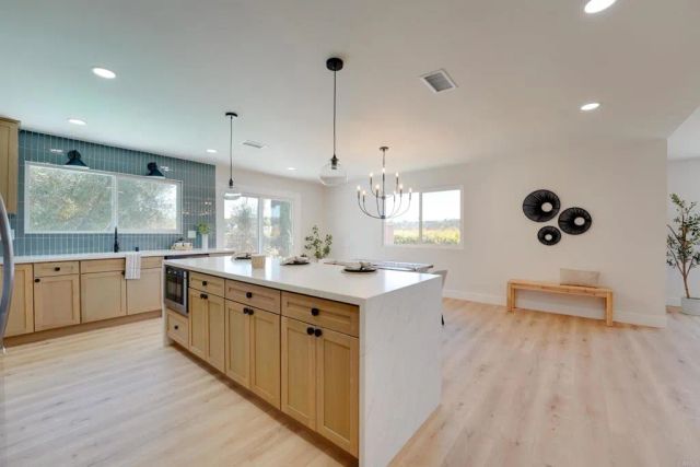 10236 Lake Meadow Lane, Escondido, CA 92026