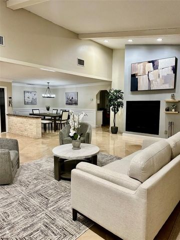 1581 NW 100th Way, Plantation, FL 33322