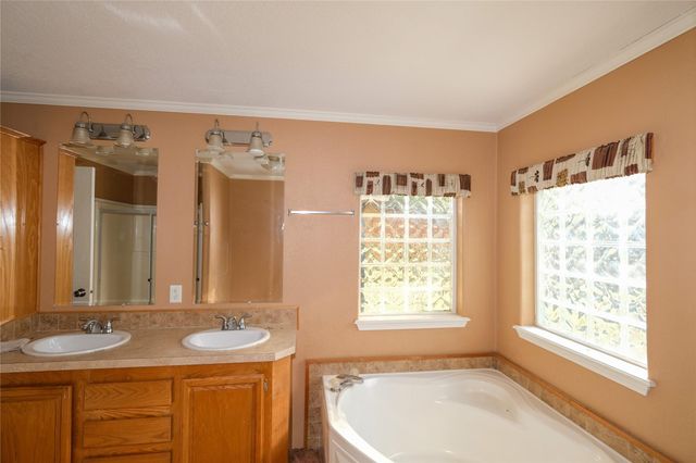 174 W Creek, Trinity, TX 75862