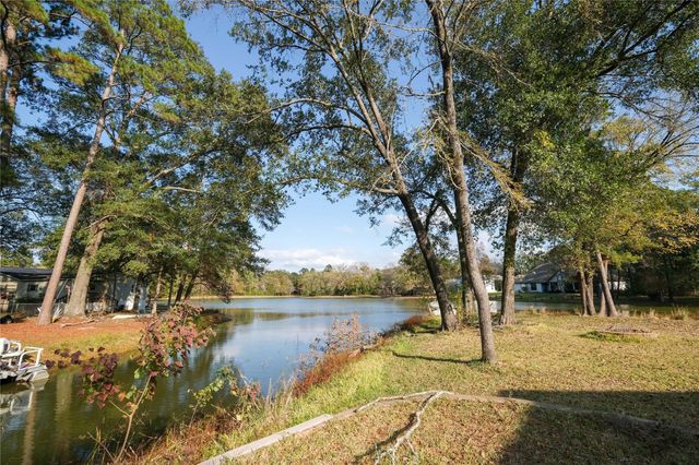 174 W Creek, Trinity, TX 75862