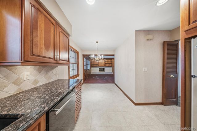 21767 Knudsen Drive, Grosse Ile Township, MI 48138