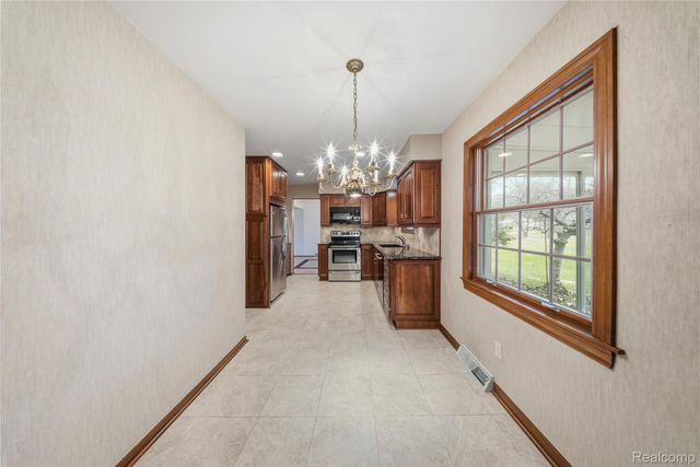 21767 Knudsen Drive, Grosse Ile Township, MI 48138