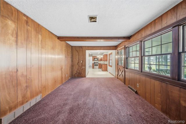 21767 Knudsen Drive, Grosse Ile Township, MI 48138