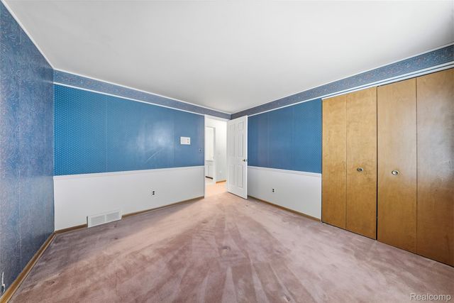 21767 Knudsen Drive, Grosse Ile Township, MI 48138