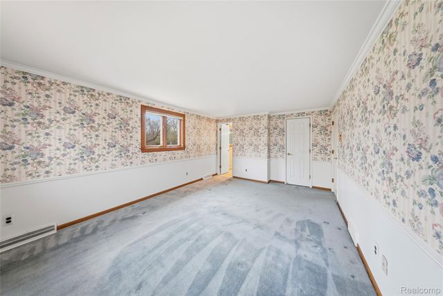 21767 Knudsen Drive, Grosse Ile Township, MI 48138