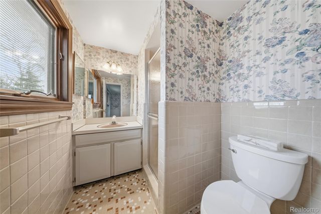 21767 Knudsen Drive, Grosse Ile Township, MI 48138