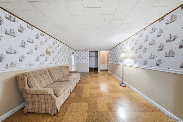 21767 Knudsen Drive, Grosse Ile Township, MI 48138