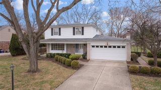 21767 Knudsen Drive, Grosse Ile Township, MI 48138