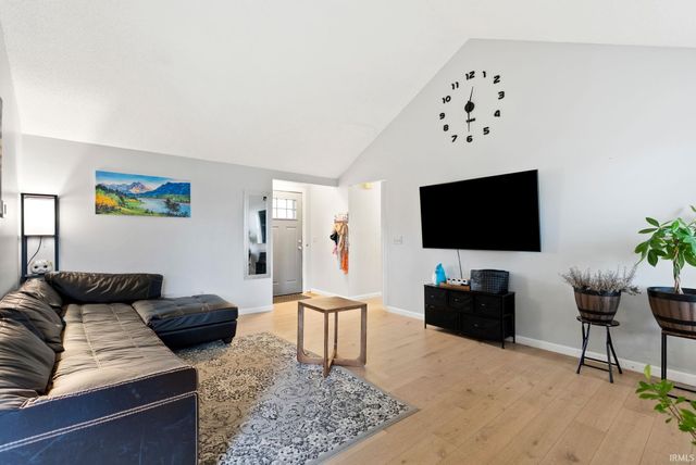 6115 Picacho Drive, Fort Wayne, IN 46825