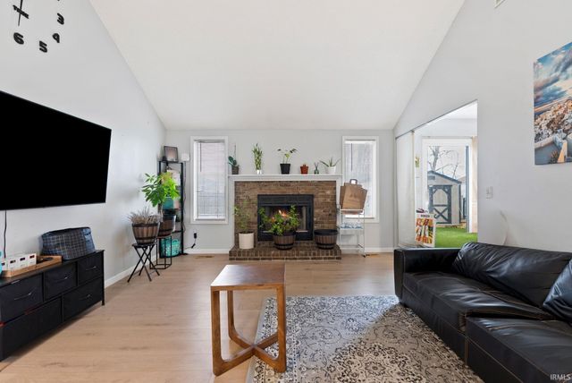 6115 Picacho Drive, Fort Wayne, IN 46825