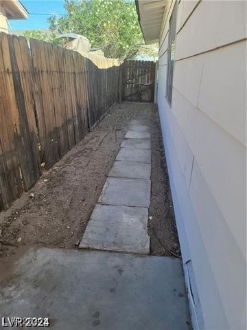 6232 Blair Way, Las Vegas, NV 89107