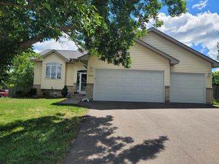 9947 Washington Street NE, Blaine, MN 55434