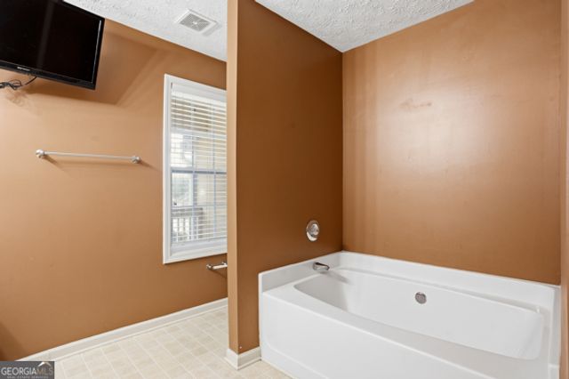 3880 Roses Trail, Fairburn, GA 30213