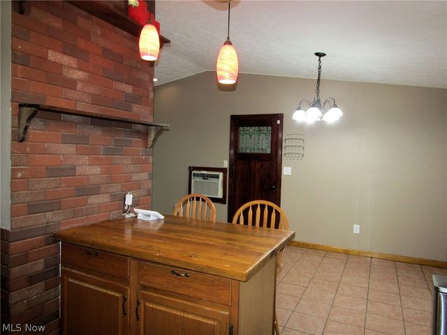 1921 Birch Trace Drive, Austintown, OH 44515