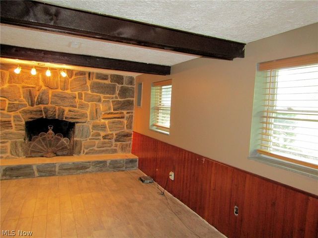 1921 Birch Trace Drive, Austintown, OH 44515