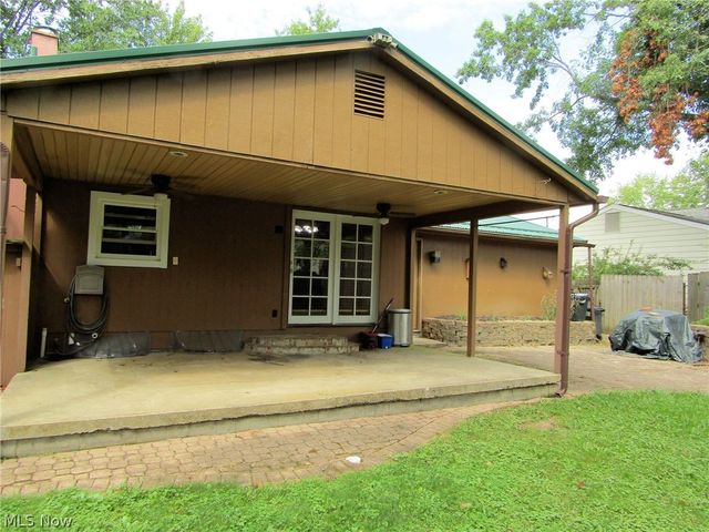 1921 Birch Trace Drive, Austintown, OH 44515