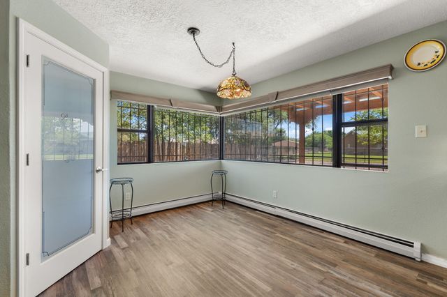 13 Vista De Las Cruces Road, Los Lunas, NM 87031