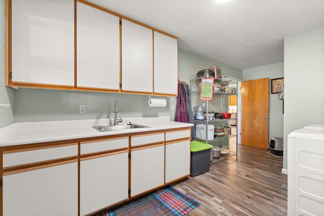 13 Vista De Las Cruces Road, Los Lunas, NM 87031