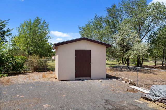 13 Vista De Las Cruces Road, Los Lunas, NM 87031