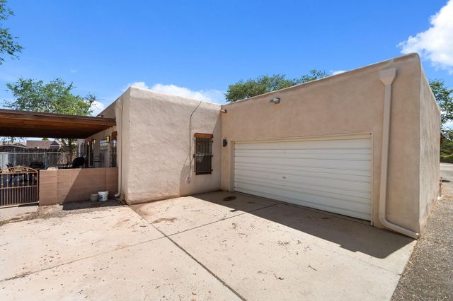 13 Vista De Las Cruces Road, Los Lunas, NM 87031