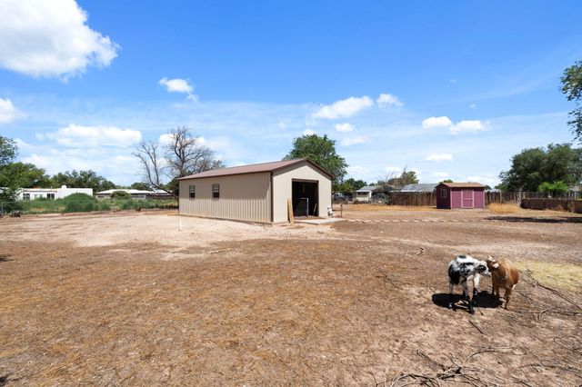 13 Vista De Las Cruces Road, Los Lunas, NM 87031