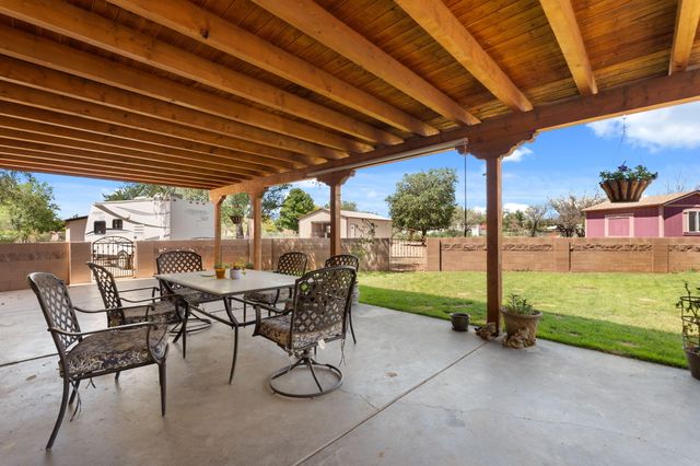 13 Vista De Las Cruces Road, Los Lunas, NM 87031